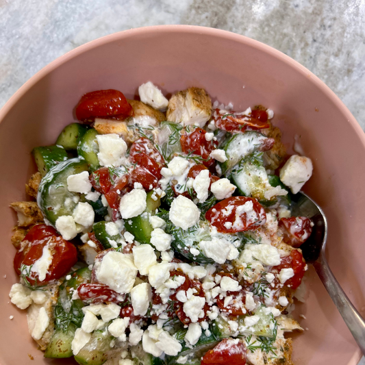 What’s For Lunch: Mediterranean Chicken Bowl with Courtney (10/13)
